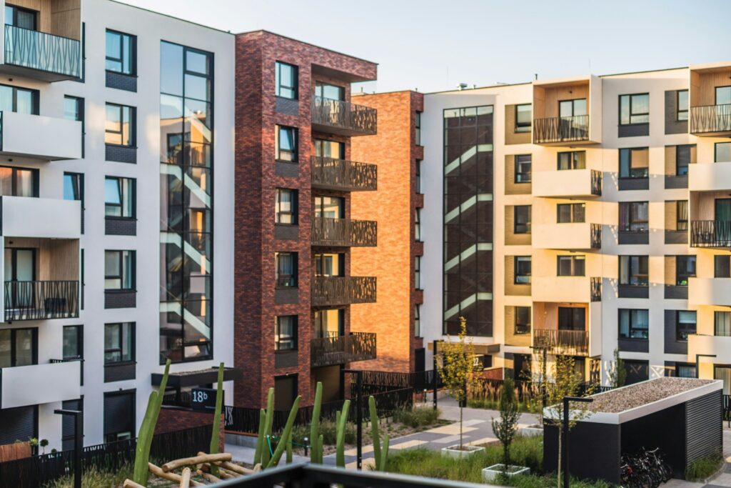 Hlm surloyer abusif : recours possibles pour les locataires concernés